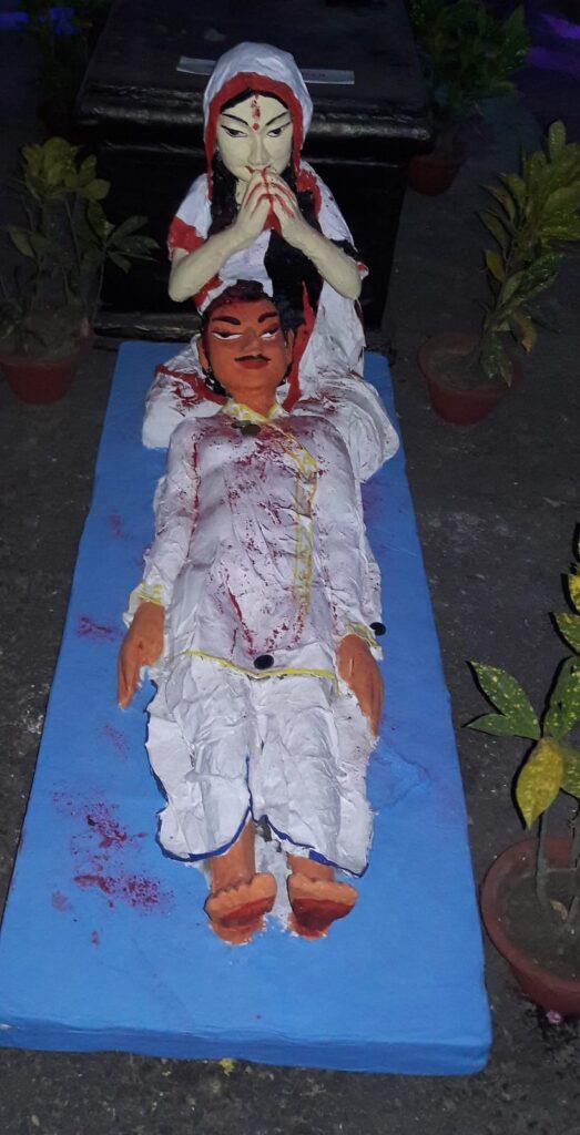 বেহুলাদের খুঁজে বেড়াচ্ছি
